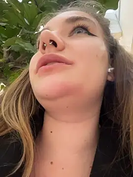 Holy Tereza online show from March 2026 03:18:01 PM