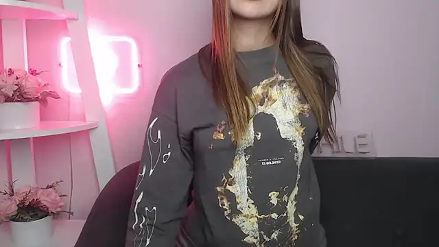 MilanaAngelAs online show from November 2025 06:13:01 PM