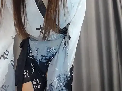 LiDonnaa online show from March 2025 04:23:02 PM