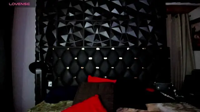 charlottemeyerr online show from January 2025 06:16:01 PM