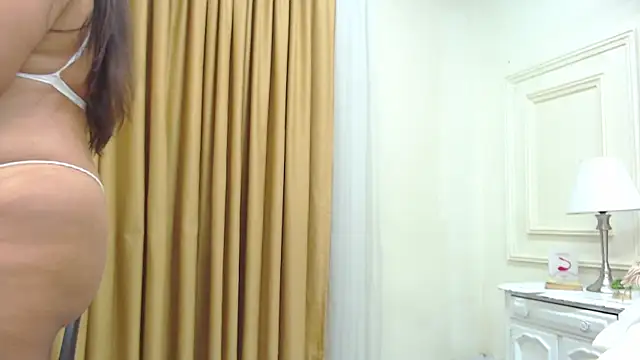 Snapshot of MiaCallie chatting on January 2025 10:34:02 PM MiaCallie online show from January 2025 10:34:02 PM