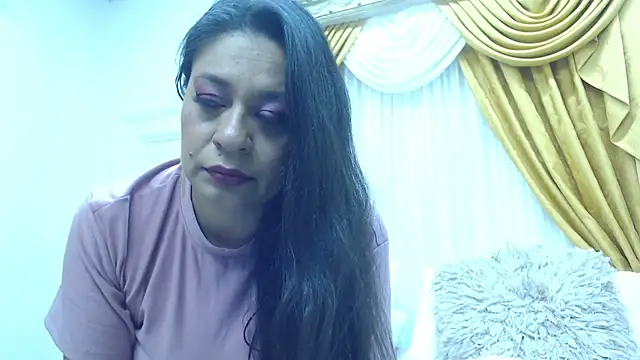 Snapshot of MiaCallie chatting on March 2025 07:49:02 PM MiaCallie online show from March 2025 07:49:02 PM