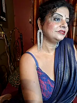 Snapshot of Maaya66 chatting on February 2025 06:52:02 PM Maaya66 online show from February 2025 06:52:02 PM