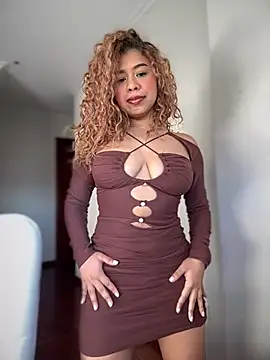 LEONCITA  online show from February 2025 04:53:01 PM