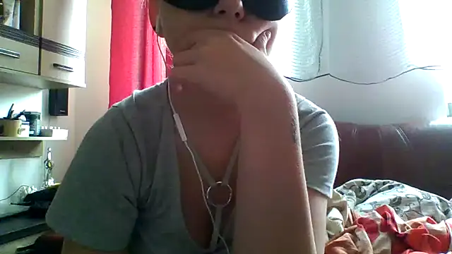 Snapshot of _xPani_x2 chatting on June 2026 01:31:02 PM xPani x2 online show from June 2026 01:31:02 PM