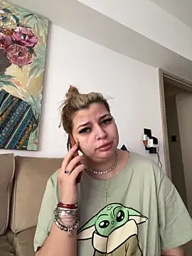 AllysonK online show from March 2026 01:33:01 PM