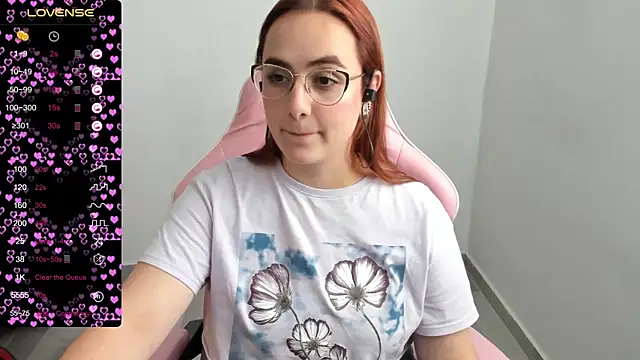 maryluna95 online show from February 2025 08:36:01 PM