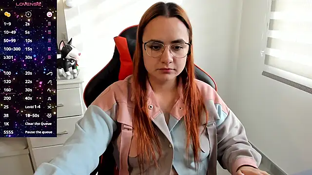 maryluna95 online show from September 2025 09:37:01 PM