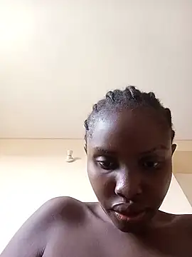 Snapshot of zainabsmile chatting on July 2026 12:33:02 PM zainabsmile online show from July 2026 12:33:02 PM