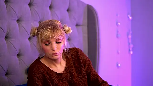 BritneyHudson online show from February 2026 09:17:01 AM