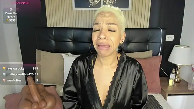 summer night  online show from February 2025 05:39:01 PM