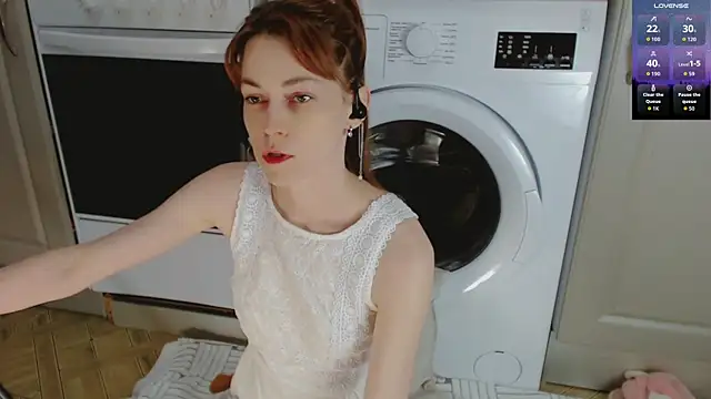 Amina Barbarian online show from September 2025 04:43:01 PM