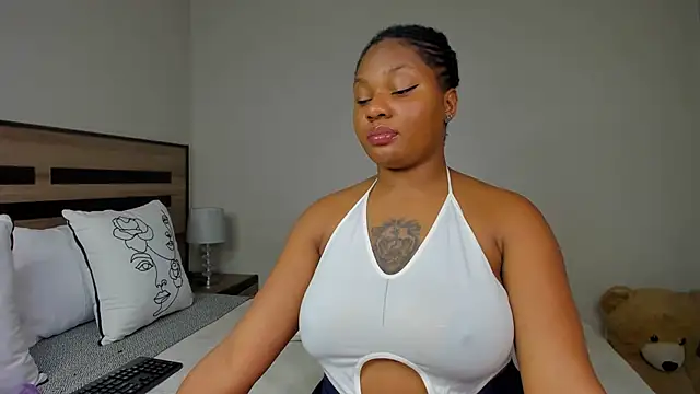 Renee-18 online show from July 2026 10:36:02 PM