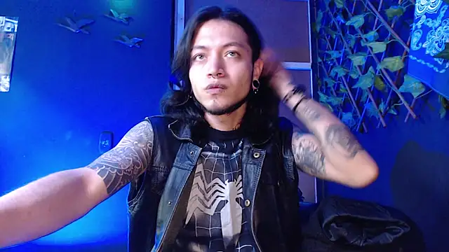 Dicaprioo  online show from November 2025 01:44:01 PM