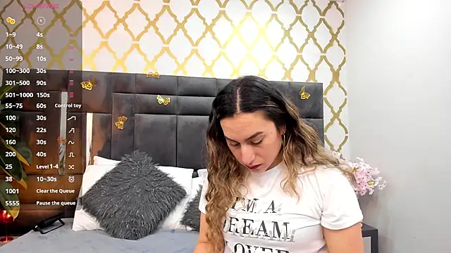 RubbyTaylor online show from October 2025 01:53:02 PM