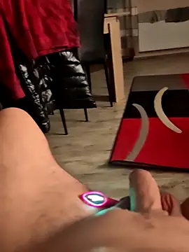 Szeltolo001 online show from March 2026 11:20:02 PM