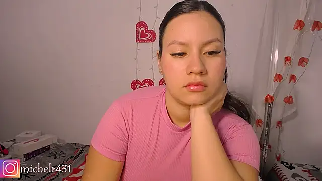 Mia  reys online show from March 2025 10:32:02 AM