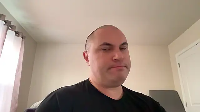 SluggishChase99 online show from February 2026 12:36:01 PM