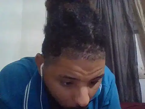 Snapshot of Dj-yefri-pauta chatting on November 2025 03:16:02 AM Dj-yefri-pauta online show from November 2025 03:16:02 AM