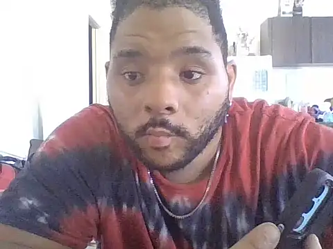 Snapshot of Dj-yefri-pauta chatting on November 2025 03:18:02 PM Dj-yefri-pauta online show from November 2025 03:18:02 PM