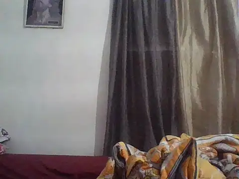 Snapshot of Dj-yefri-pauta chatting on November 2025 08:33:02 PM Dj-yefri-pauta online show from November 2025 08:33:02 PM