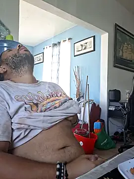 Snapshot of Dj-yefri-pauta chatting on January 2026 03:14:01 PM Dj-yefri-pauta online show from January 2026 03:14:01 PM