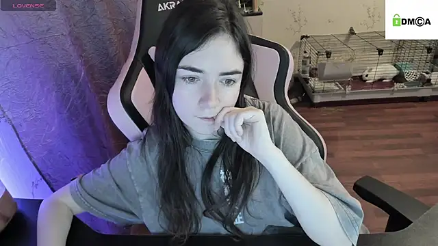 Crazy forest fairy online show from December 2024 04:28:02 AM