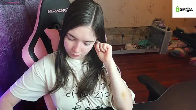 Crazy forest fairy online show from December 2025 07:32:01 PM