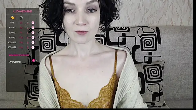 TinaWince online show from February 2025 08:38:01 AM