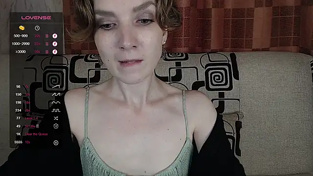 Snapshot of TinaWince chatting on July 2026 05:02:02 AM TinaWince online show from July 2026 05:02:02 AM