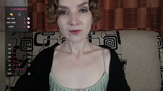 Snapshot of TinaWince chatting on July 2026 04:54:01 AM TinaWince online show from July 2026 04:54:01 AM