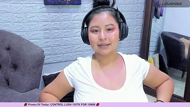  alaiasmile  online show from March 2025 01:37:01 AM