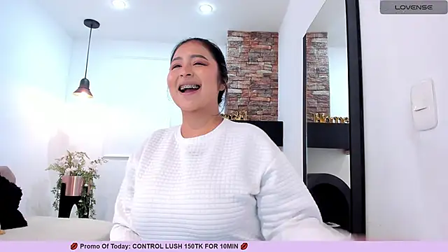  alaiasmile  online show from March 2025 07:38:01 PM