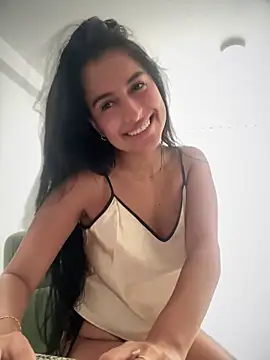 Snapshot of Naughty_arabs chatting on September 2025 08:08:01 PM Naughty arabs online show from September 2025 08:08:01 PM