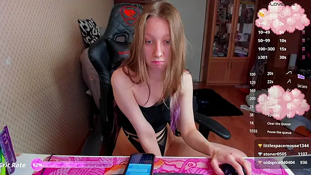 Snapshot of cutieMila chatting on May 2026 07:37:01 AM cutieMila online show from May 2026 07:37:01 AM