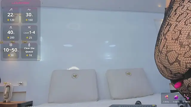 Snapshot of Dalia-Prada chatting on June 2026 05:07:01 AM Dalia-Prada online show from June 2026 05:07:01 AM