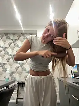 Snapshot of Ketitull chatting on September 2025 05:56:01 AM Ketitull online show from September 2025 05:56:01 AM