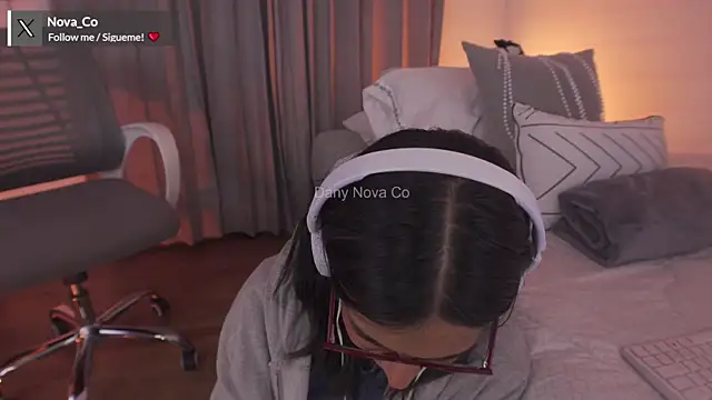 DanyNova Co online show from January 2025 11:14:02 PM