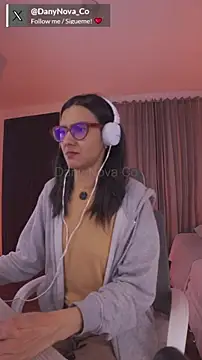 DanyNova Co online show from February 2025 07:10:02 PM