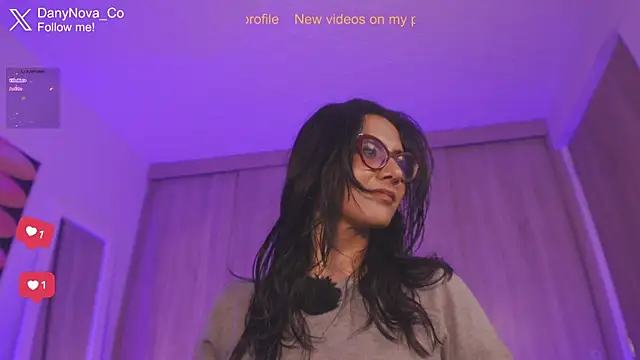 Snapshot of DanyNova_Co chatting on May 2026 01:57:16 AM DanyNova Co online show from May 2026 01:57:16 AM