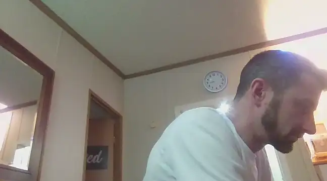 Snapshot of HungStud4You chatting on January 2025 01:50:01 AM HungStud4You online show from January 2025 01:50:01 AM