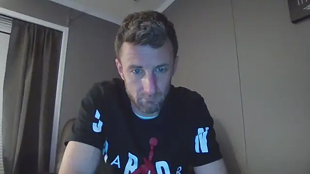 Snapshot of HungStud4You chatting on March 2025 05:54:01 AM HungStud4You online show from March 2025 05:54:01 AM