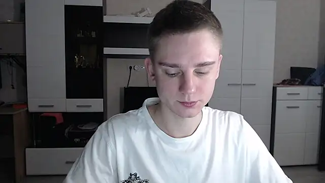 angryzan online show from January 2025 04:18:02 AM