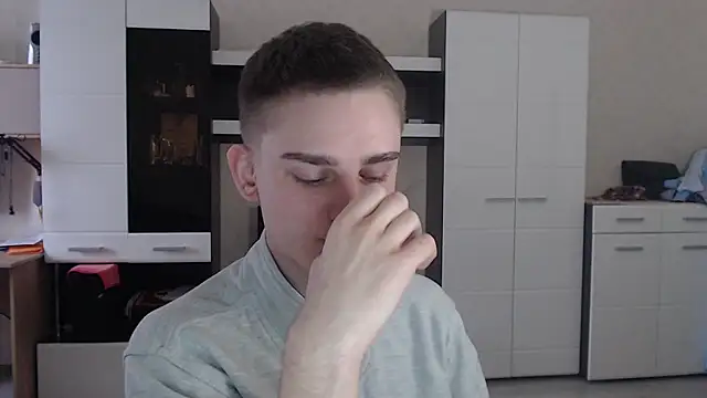 angryzan online show from January 2025 07:07:01 AM