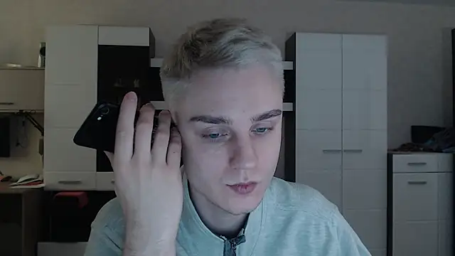 angryzan online show from February 2025 07:45:02 AM