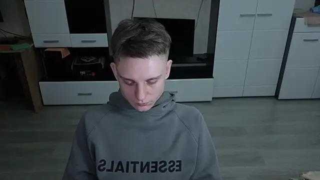 angryzan online show from January 2026 04:49:02 AM