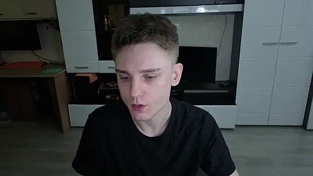 angryzan online show from February 2026 05:04:01 AM