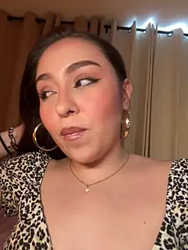 SofiMeza online show from January 2025 05:30:02 PM