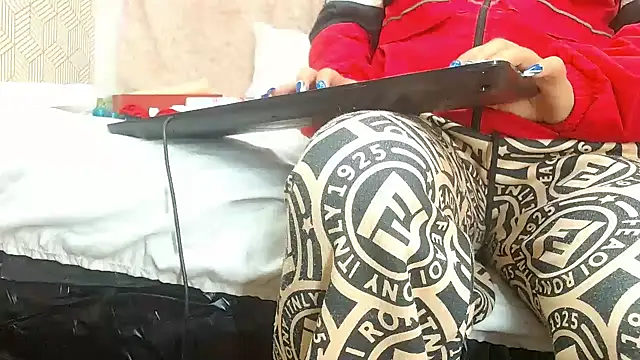 Snapshot of hairy_pussywet chatting on January 2025 03:26:01 PM hairy pussywet online show from January 2025 03:26:01 PM