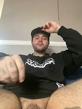 Snapshot of 817raul chatting on March 2025 08:21:01 PM 817raul online show from March 2025 08:21:01 PM